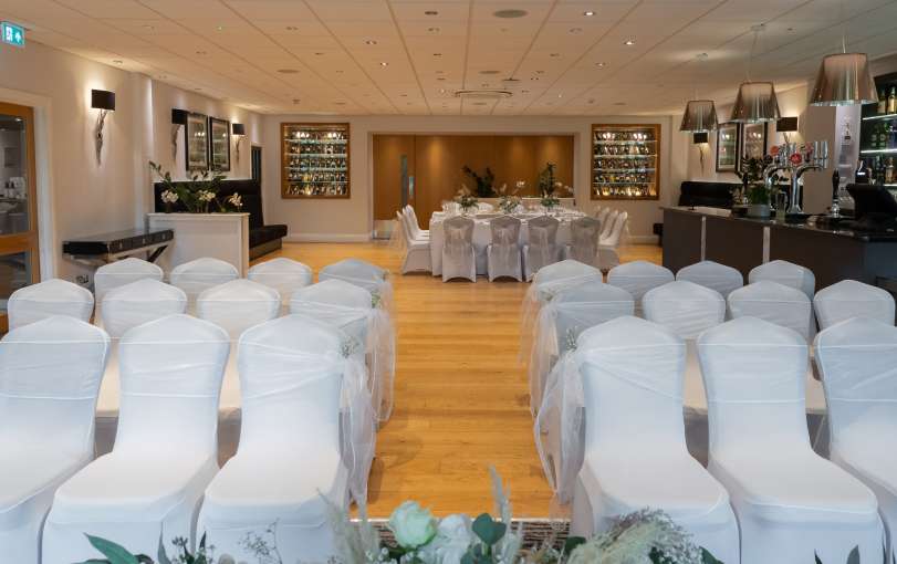 Intimate wedding at The Park Hotel