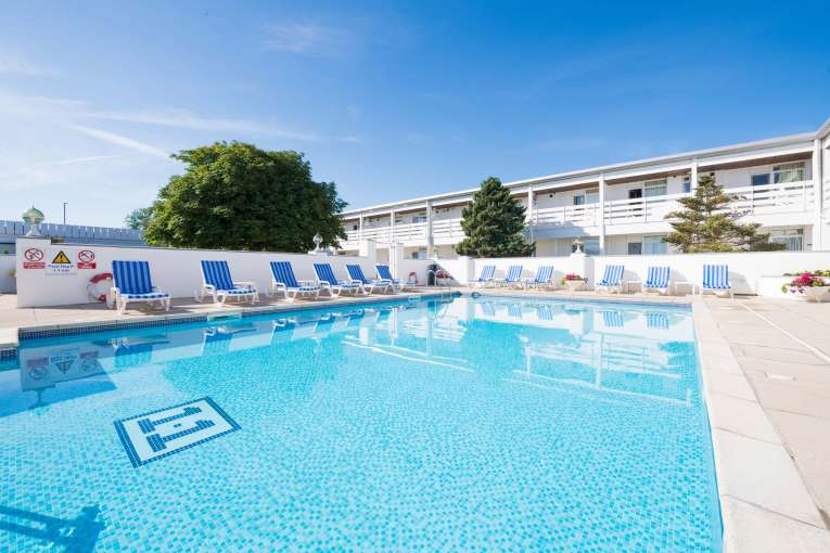 The Barnstaple Hotel Outdoor Swimming Pool with Sun Loungers